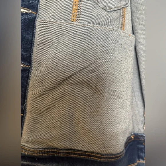 Judy Blue Distressed Indigo Jean Jacket - Picture 4 of 14